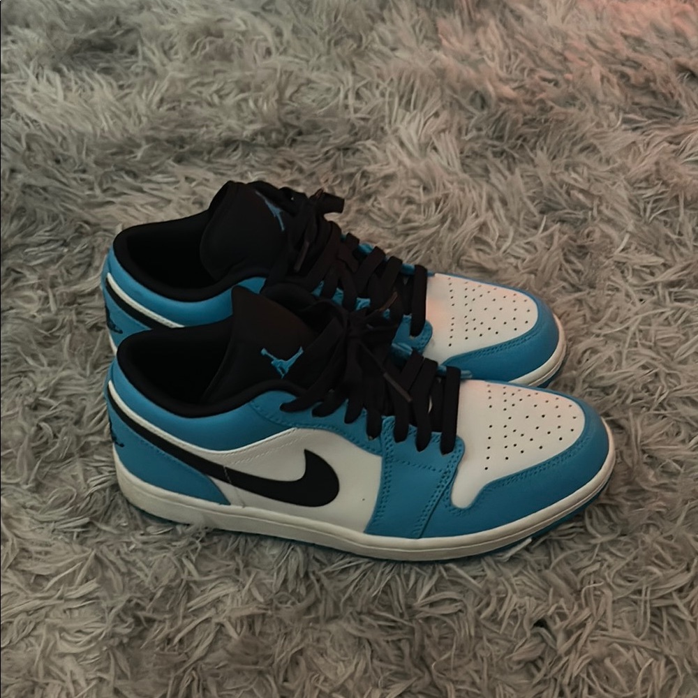 Jordan Low Blue and White Men's Shoes